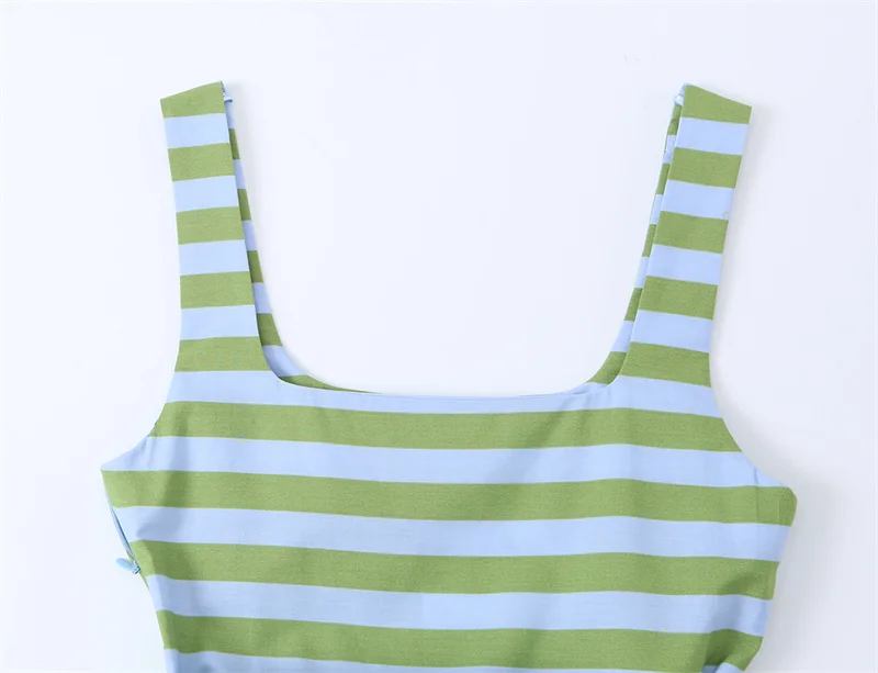 VestidoVerde Listrado Sem Mangas com Cinto Decorati - Imagem 13