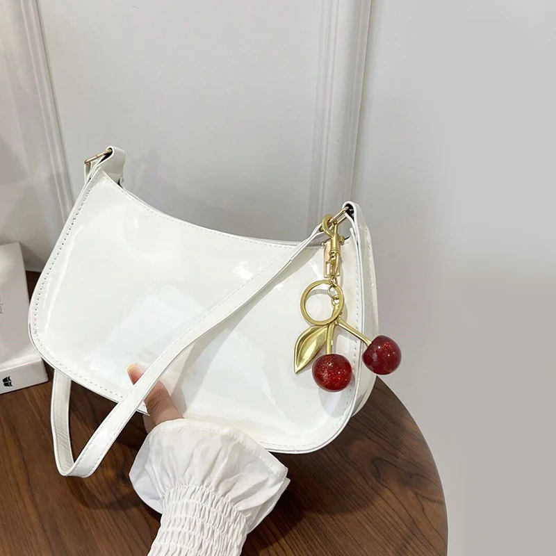Bolsa de couro pu feminina versátil moda cor sólida cereja pingente bolsa de omb - Imagem 18